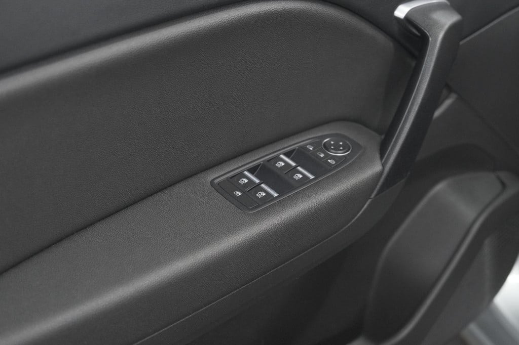 Renault Captur tce 130 intens | camera | stoelverwarming | apple carplay | 
