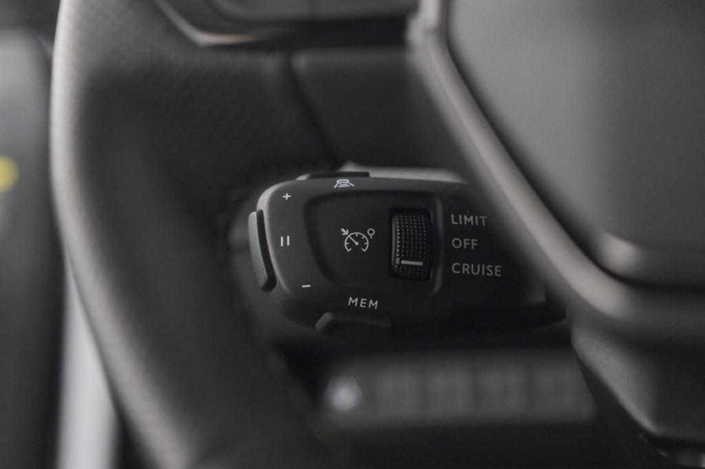 Peugeot 2008 puretech 130 eat8 gt | 360 camera | stoelmassage | adaptieve c