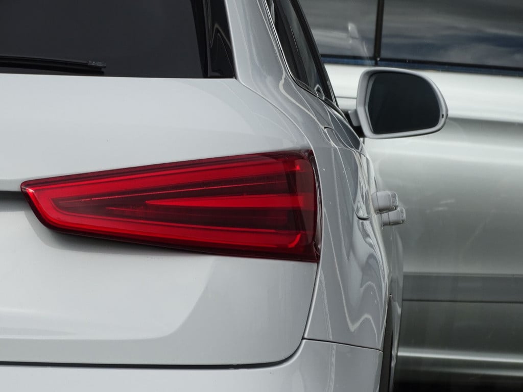 Audi Q3 2.0 tfsi quattro business edition automaat | navi | bluetooth
