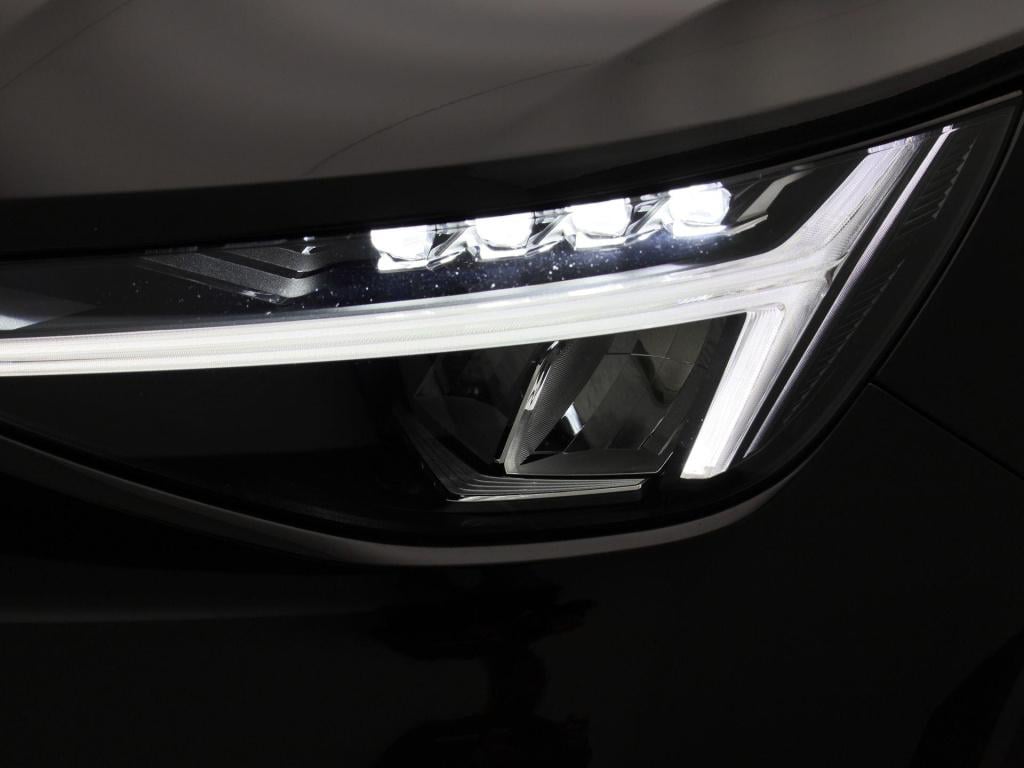 Volvo XC40 recharge core | automaat | apple carplay / android auto | virtua