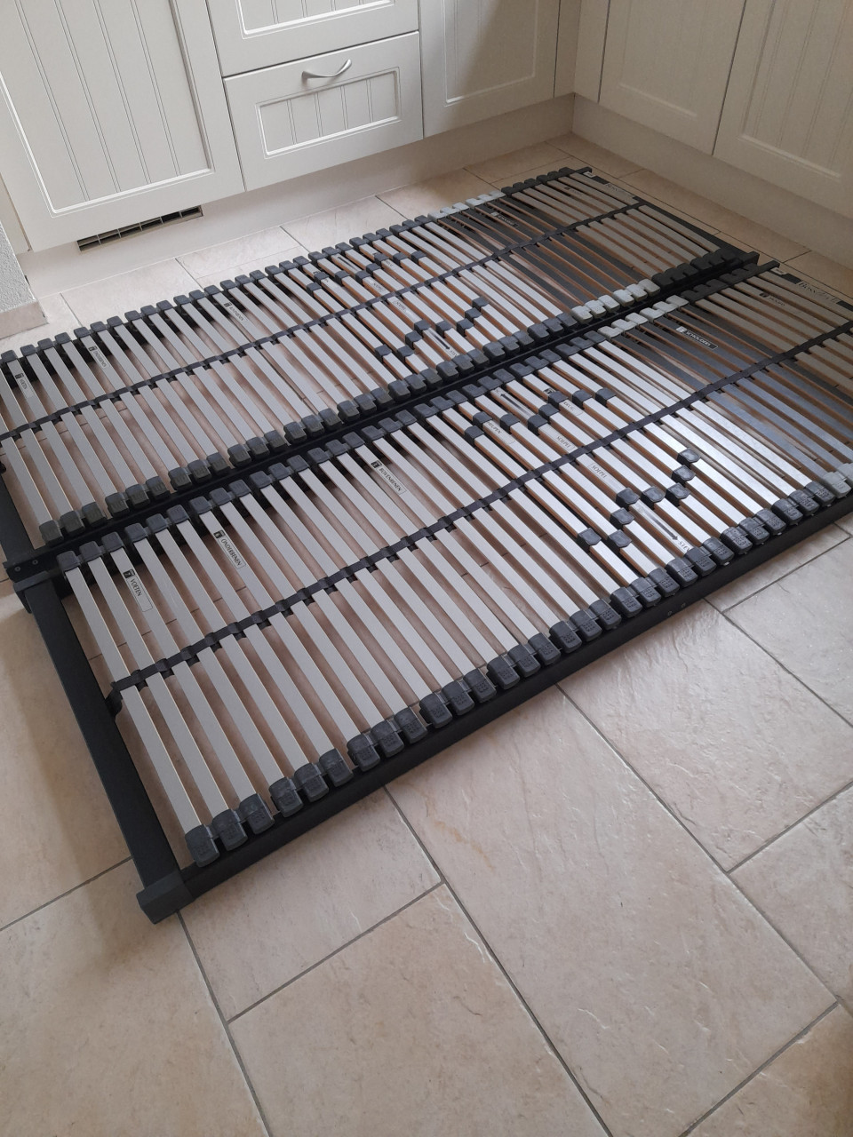 2 x 70 x 200 Bossflex lattenbodems ( in goede staat )