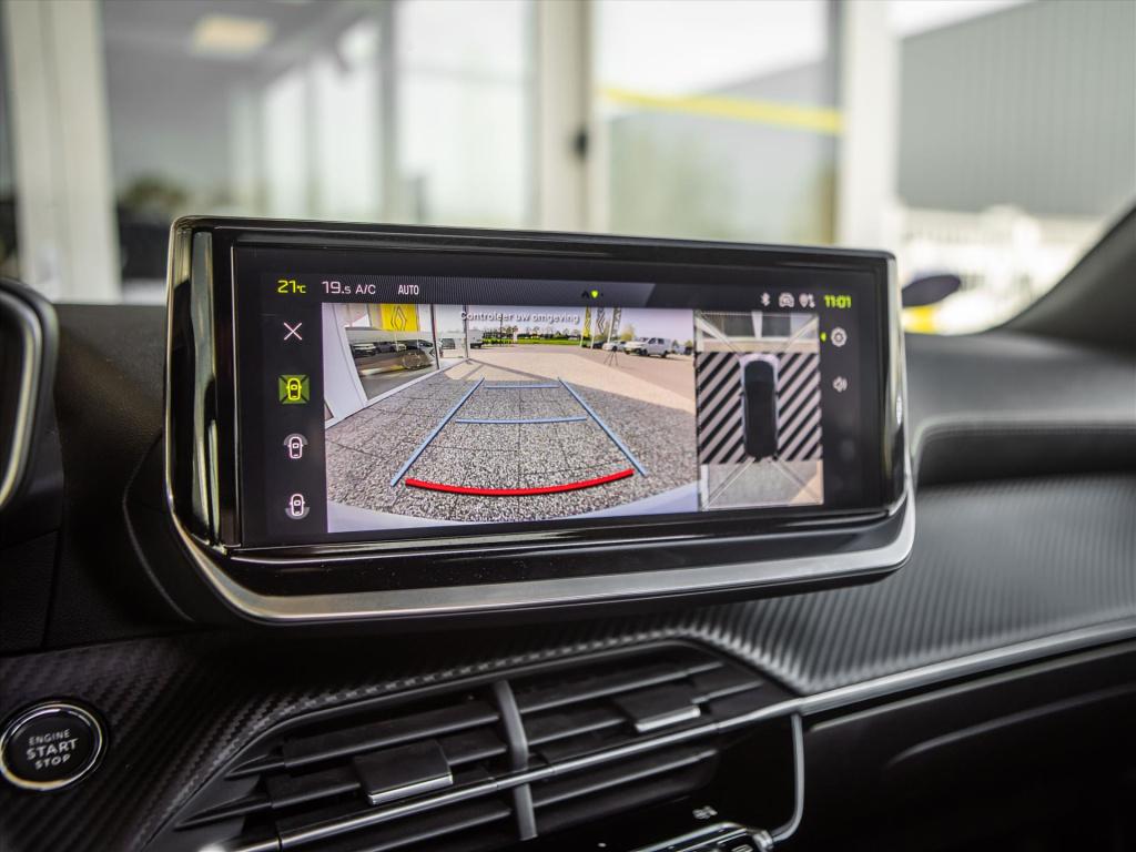 Peugeot 2008 1.2 hybrid 136pk e-dcs6 gt automaat | panoramadak | camera | n