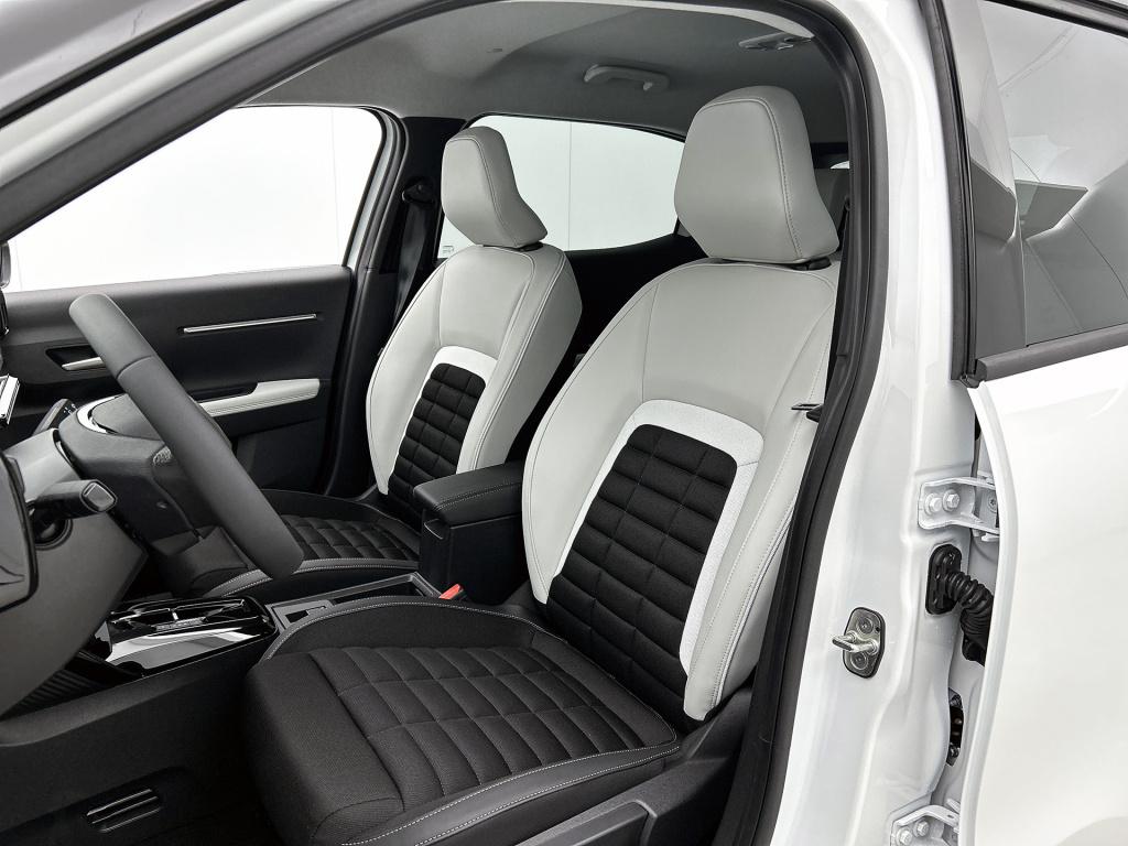 Citroen C3 Aircross hybrid 145pk automaat max | rijklaar | apple carplay | 