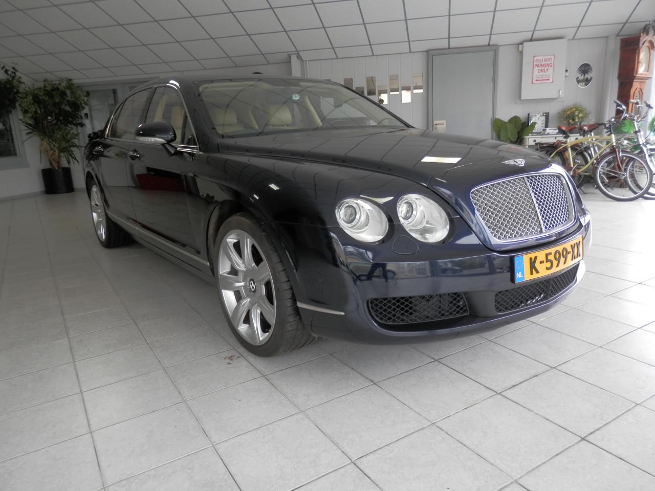 Auto Garant Biedt Aan: Bentley Continental Flying SPUR