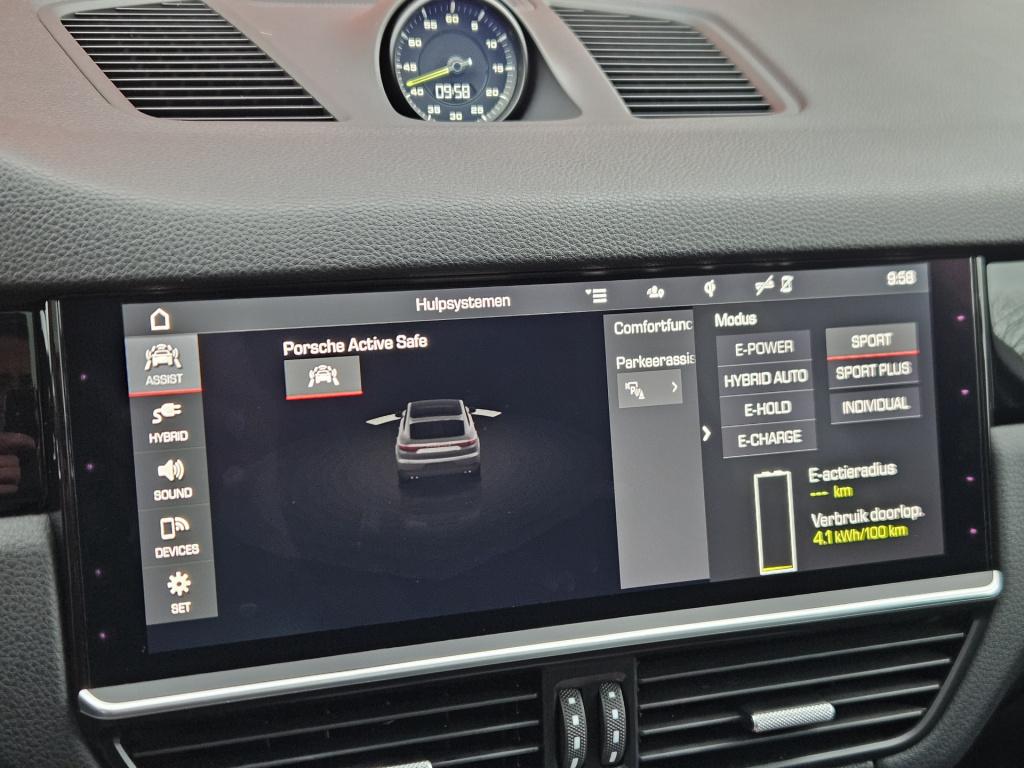 Porsche Cayenne coupé 3.0 e-hybrid | sport chrono | pano | nl-auto