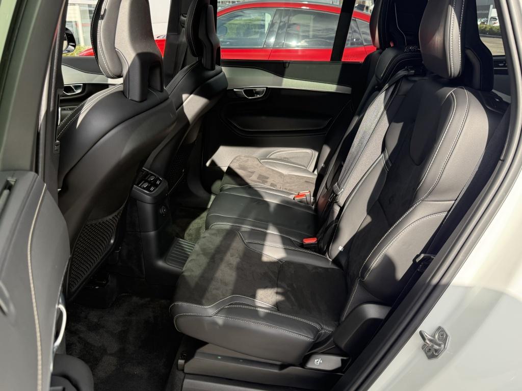 Volvo XC90 t8 390pk recharge r-design| luchtvering| trekhaak| panodak| 360c