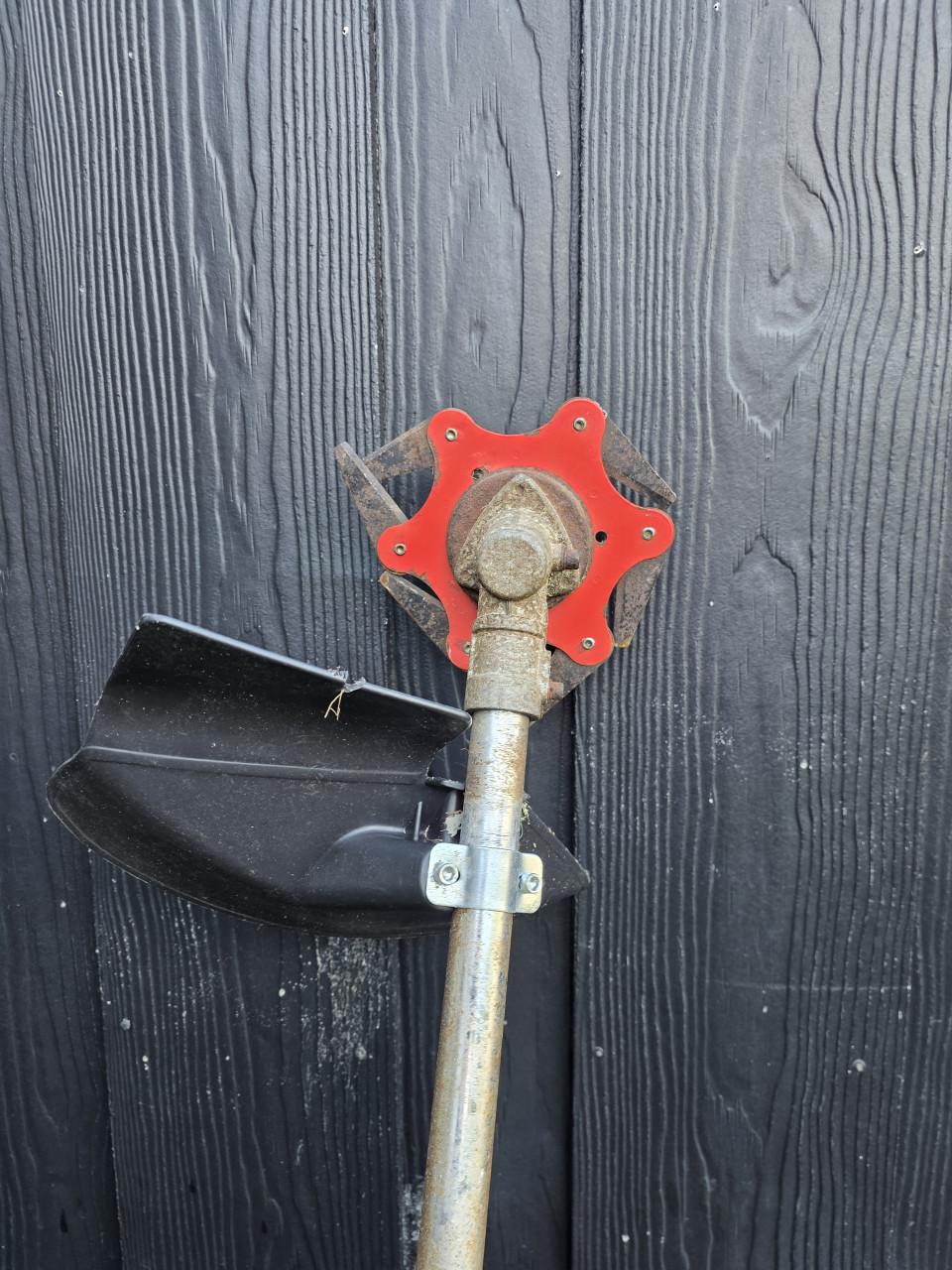 Te koop benzine grasmaaier