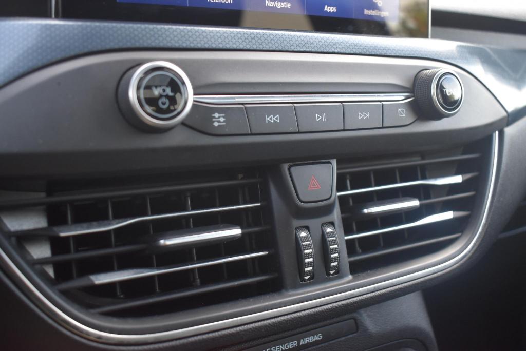 Ford Focus wagon 1.0 ecoboost active business | climate control | adaptive 