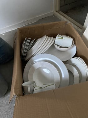 Servies te koop
