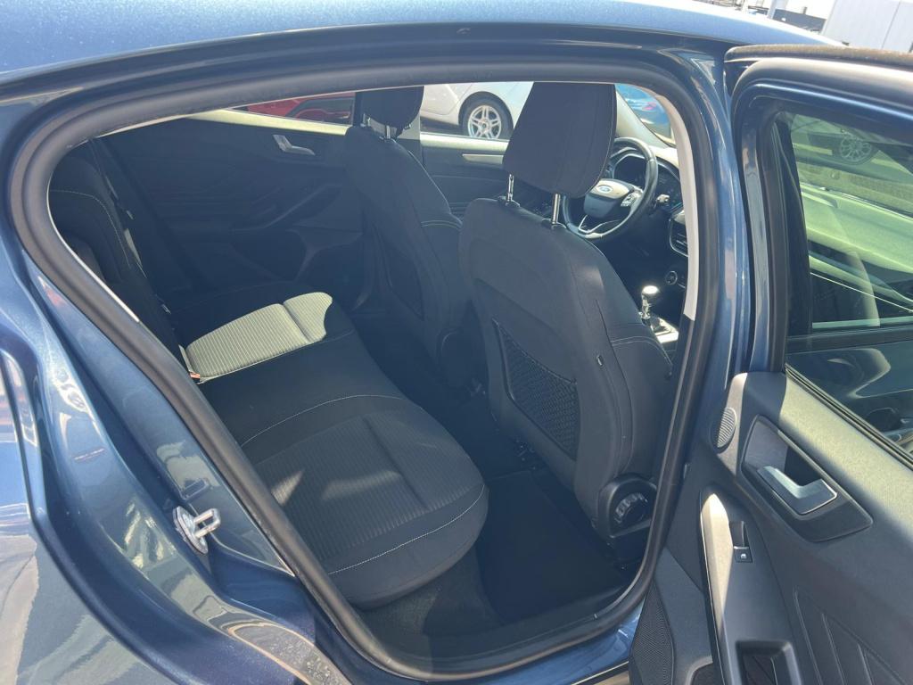 Ford Focus 1.0 ecoboost 125pk titanium , trekhaak , winterpakket