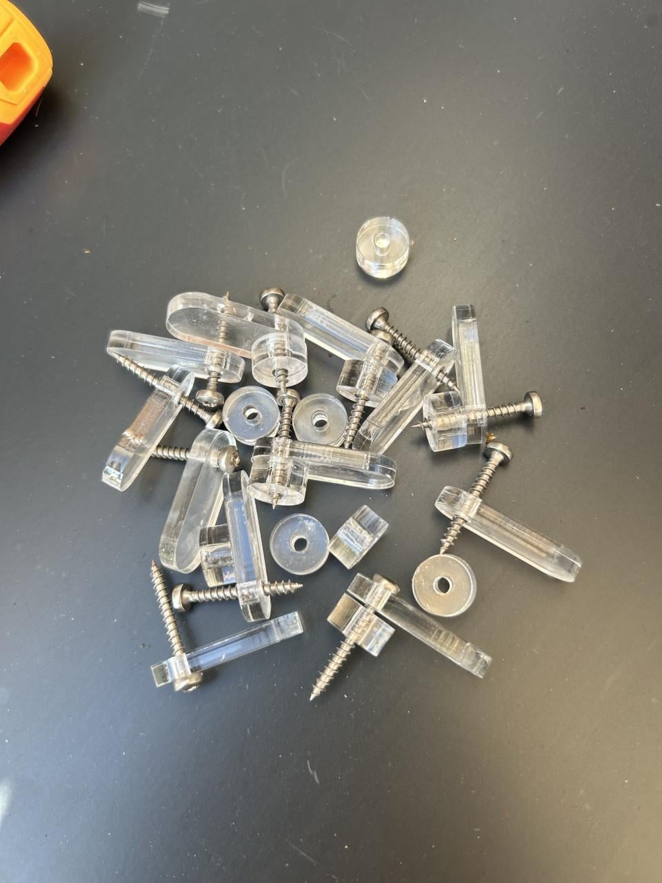 Plexiglas + bevesting deur