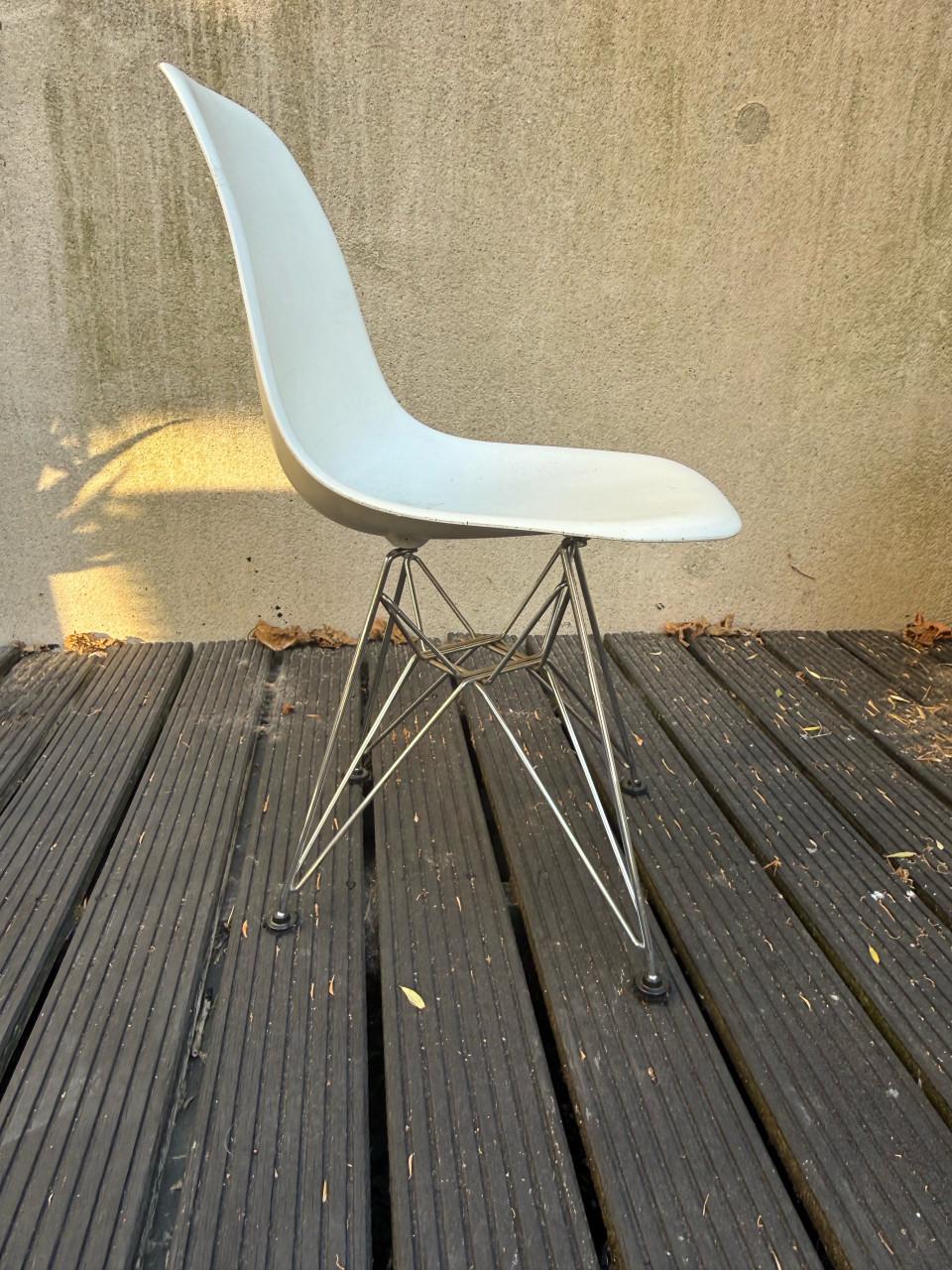 4 eetkamer stoelen