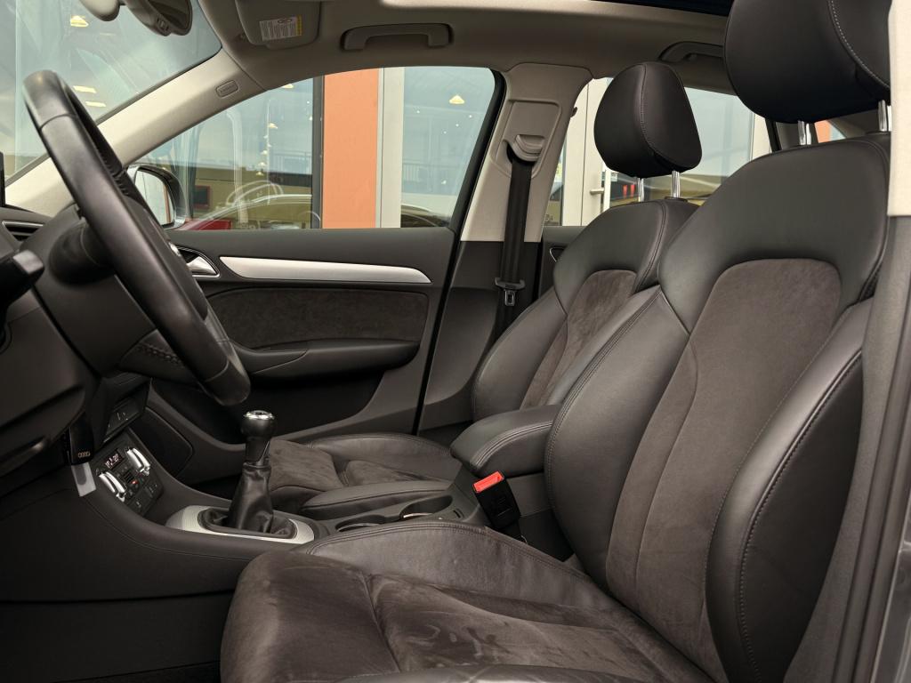 Audi Q3 2.0 tfsi quattro | pano | navi | led | stoelverwarming | bluetooth 