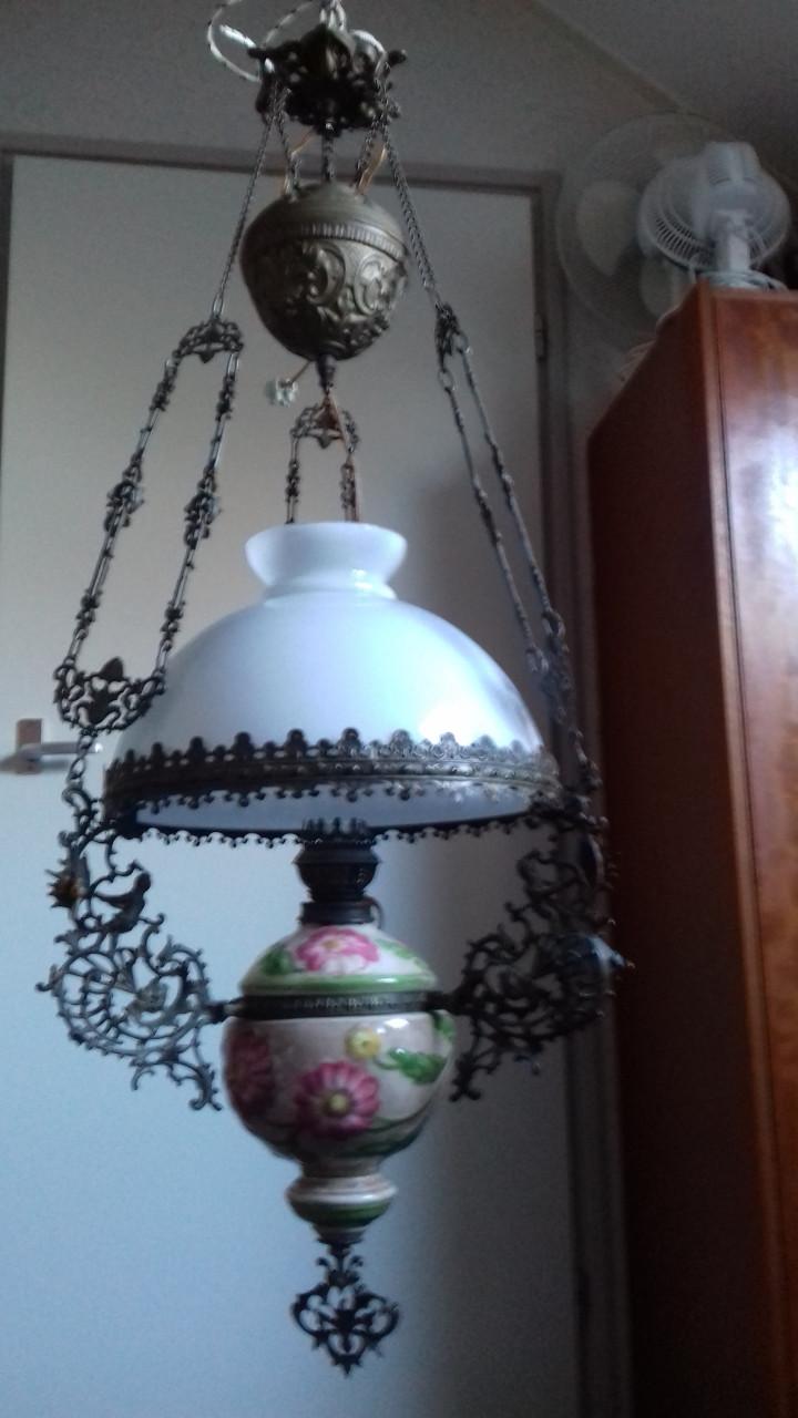 Oude hanglamp
