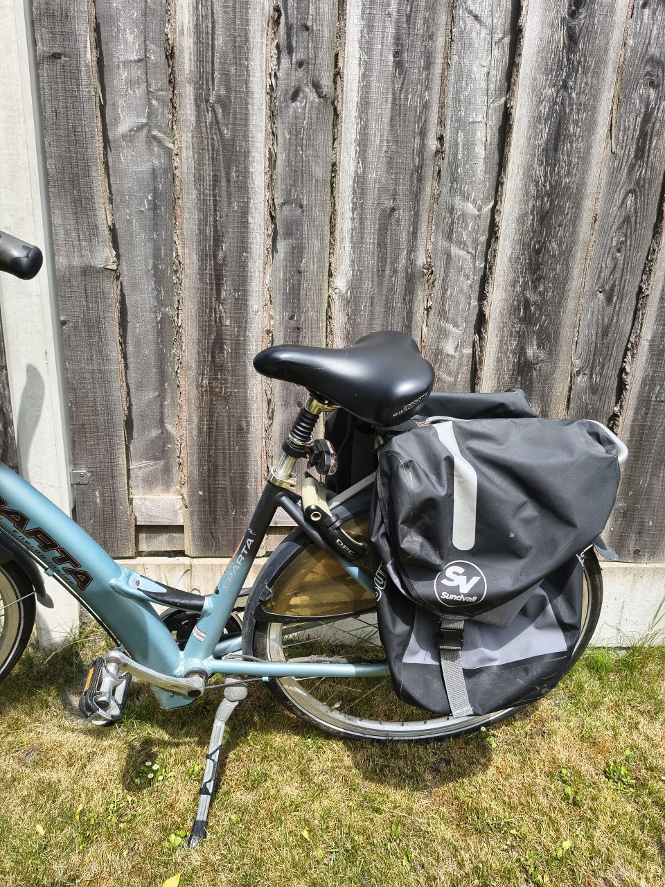 Prachtige blauwe elektrische Sparta damesfiets. Opknapper!