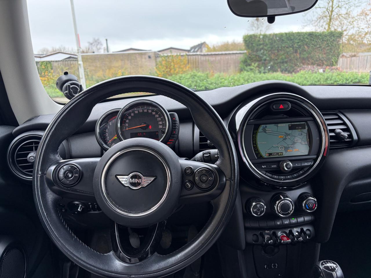 Mini Cooper One 1.2 2016 Airco Navigatie PDC