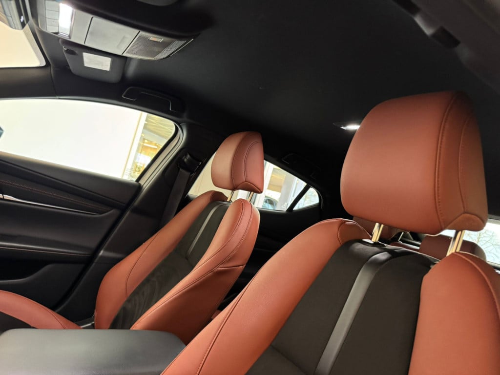 Mazda 3 2.0 e-skyactiv-g m hybrid 122 homura