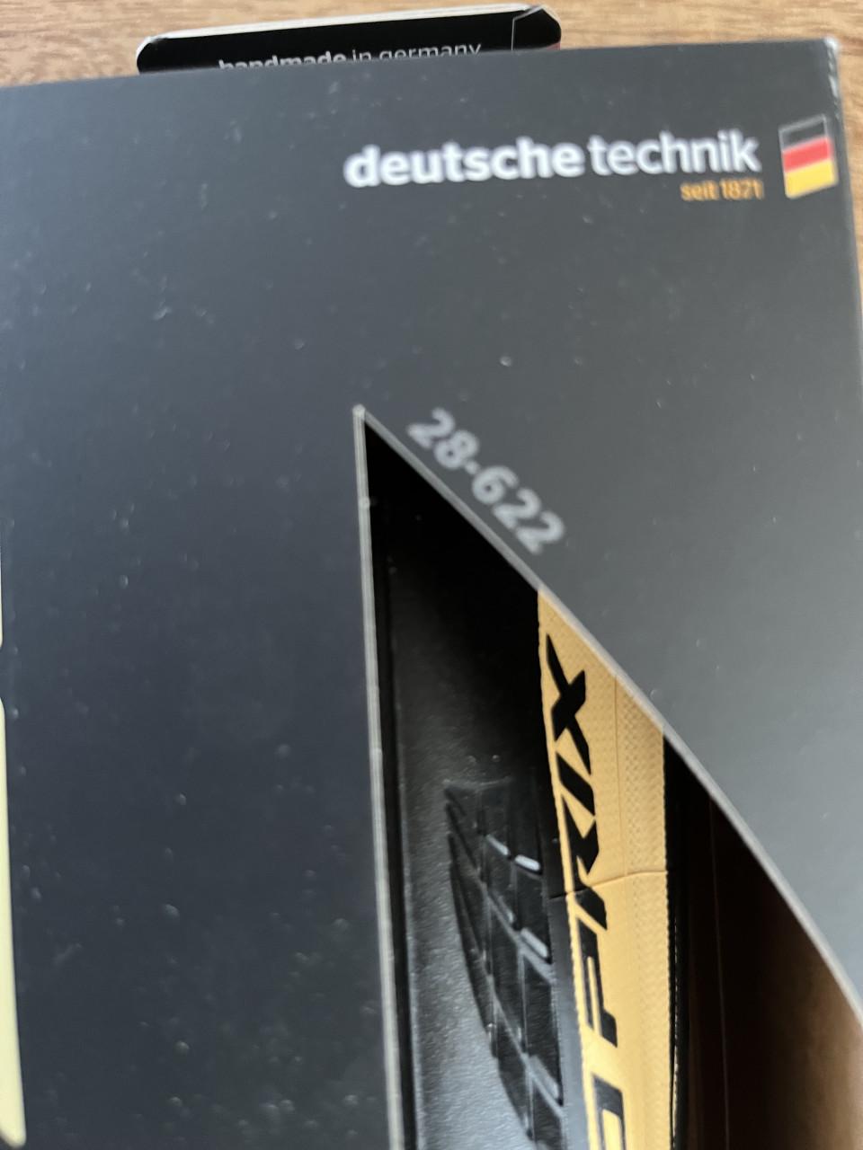 Continental grand prix 5000 28 mm + 4 binnenbanden