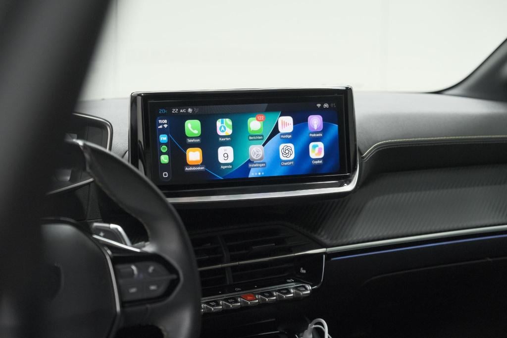 Peugeot 208 1.2 hybrid 145 e-dcs6 gt | alcantara pakket | camera | apple ca