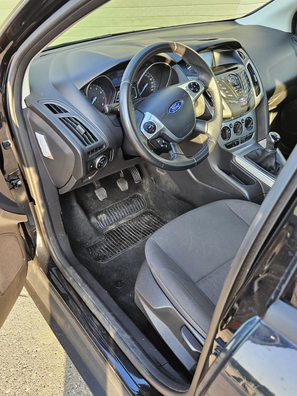 Ford Focus Wagon Bj 2014