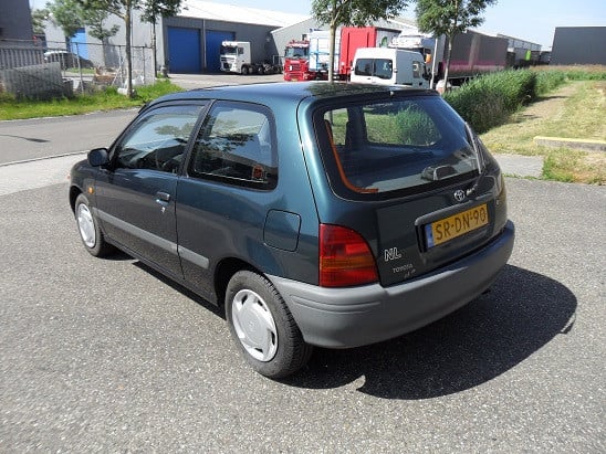 Toyota Starlet 1.3 16V 55KW/Elek.pakket/Stuurbekrachtiging/ 1998/Groen