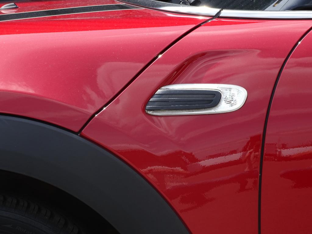 Mini Cooper mini 1.5 chili serious business | clima | bluetooth | cruise