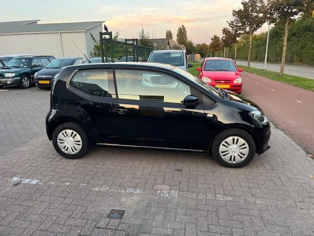 Volkswagen UP! 1.0 move up! bluemotion