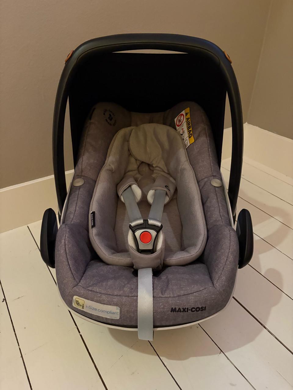 Maxi cosi pebble