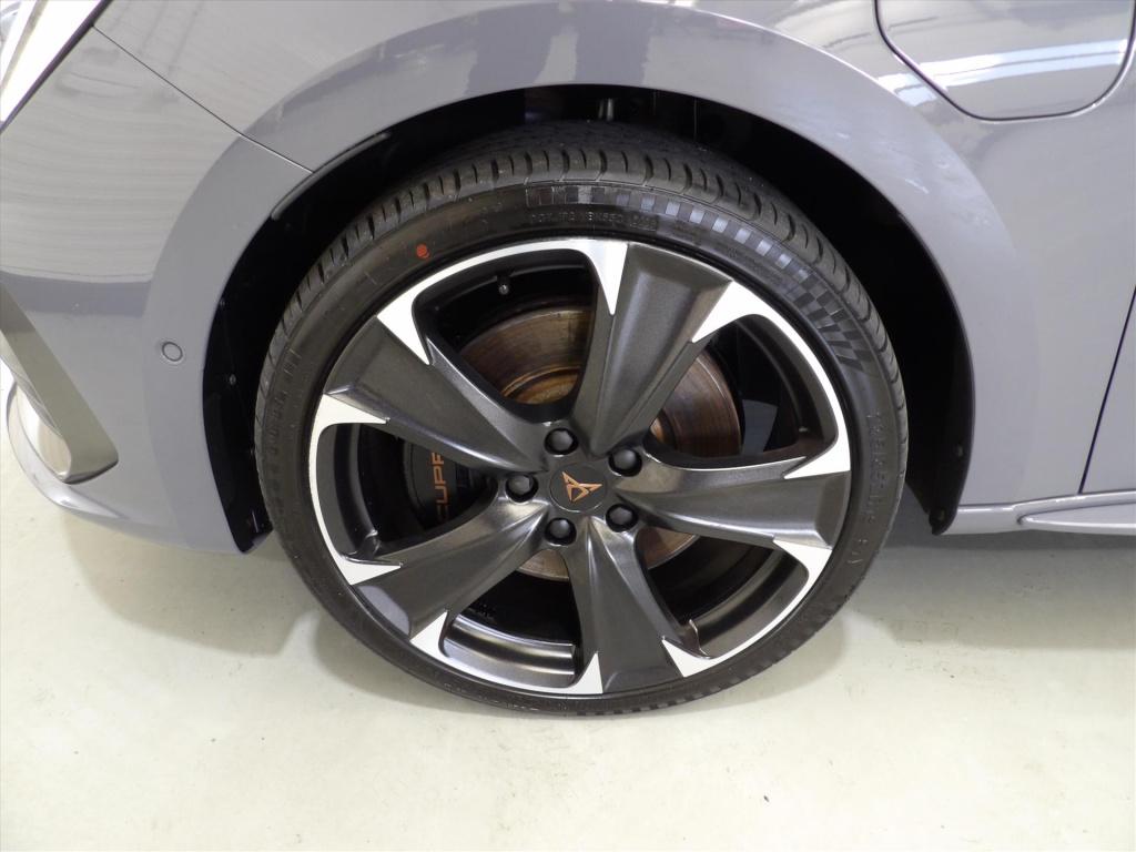 Cupra Leon 1.4 e-hybrid 245pk dsg-6 adrenal