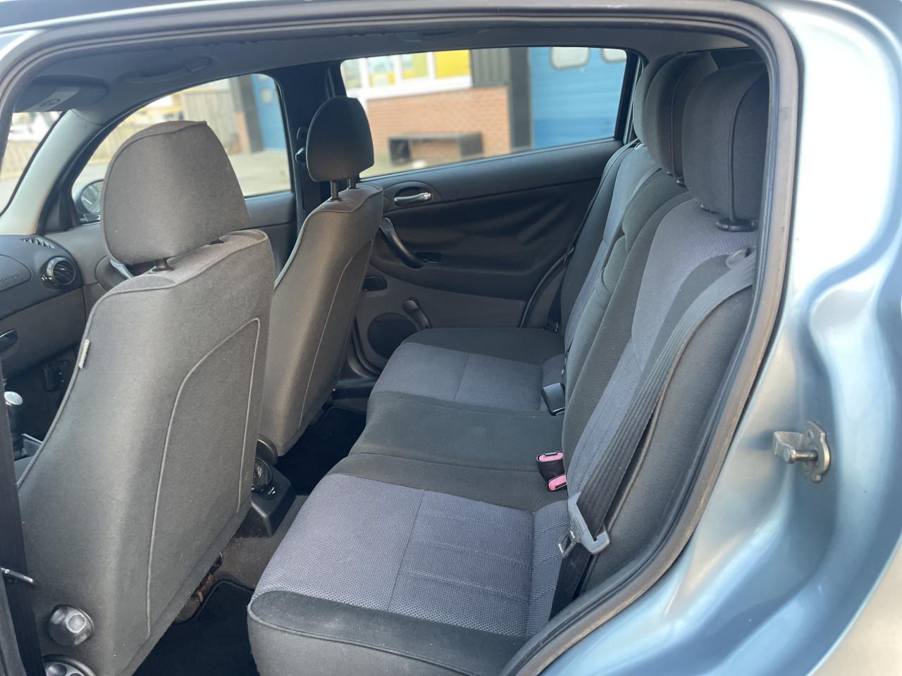 Alfa Romeo 147 1.6 T.Spark Ed. Sportiva//NAP/BOEKJES/APK/