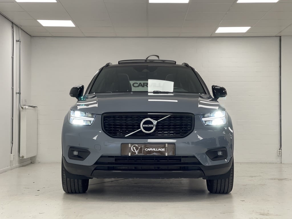 Volvo XC40 1.5 t5 recharge r-design | thunder grey | pano | trekhaak | 262p