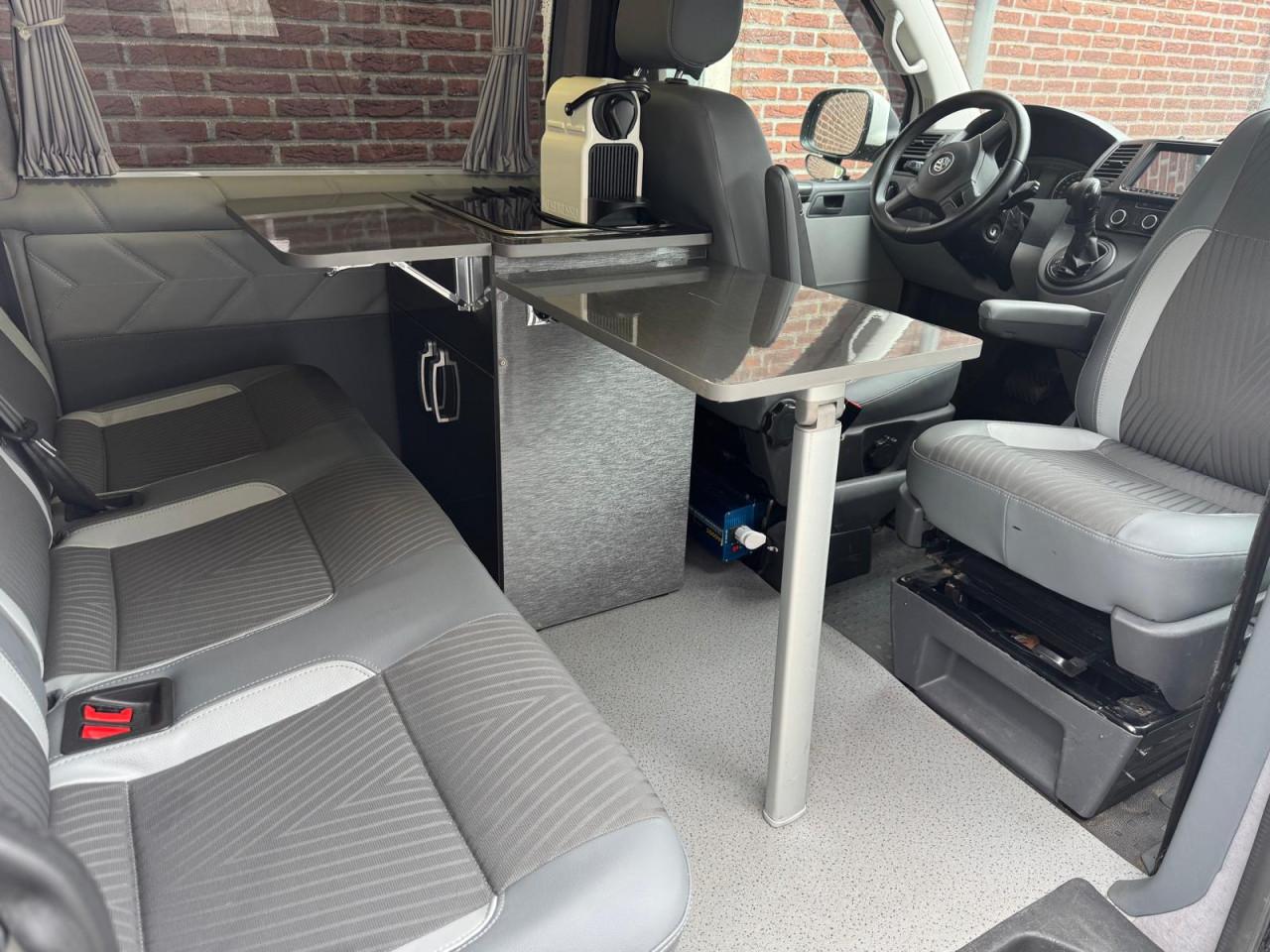 Volkswagen Transporter Camper T6 2.0TDI AUT/CLIMA/NAVI