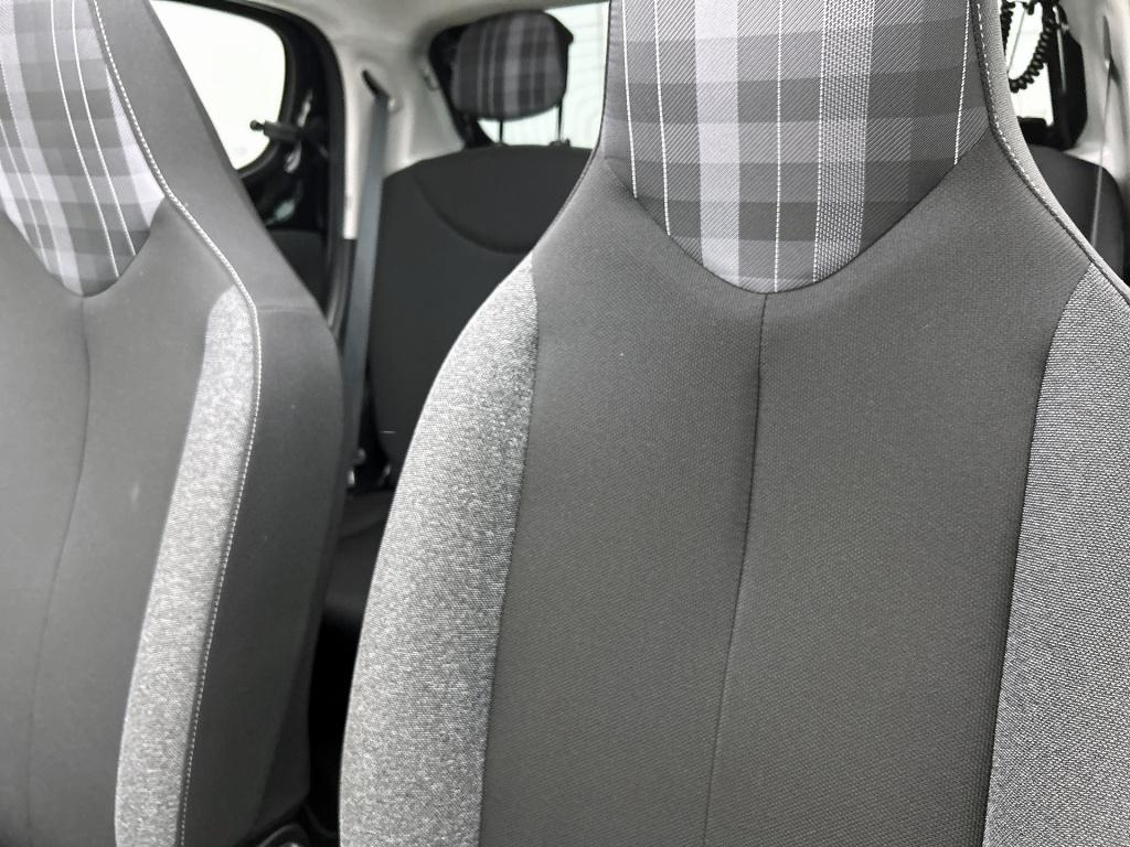 Peugeot 108 72pk allure top! | rijklaar | canvas dak | camera | climate con
