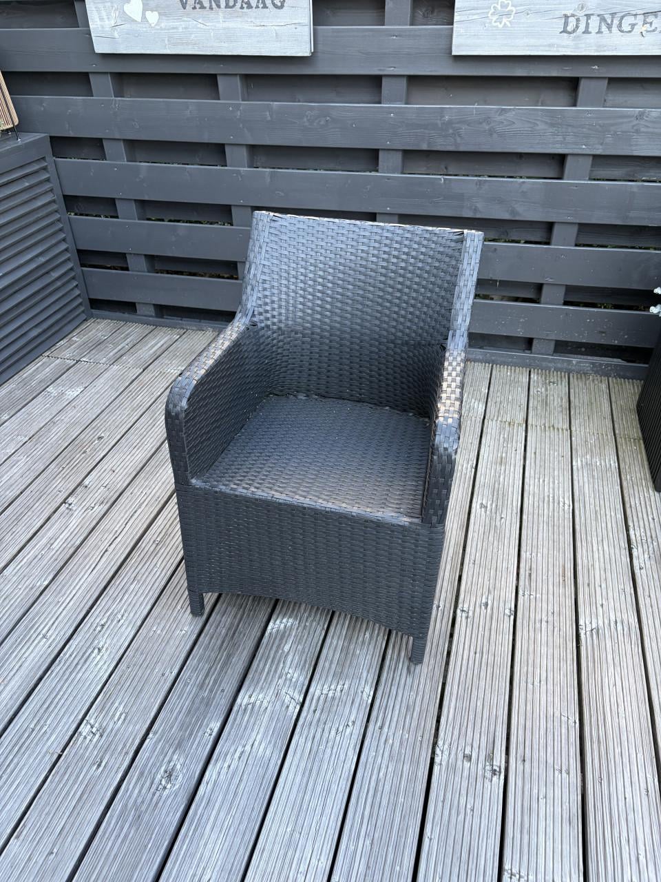 Te koop: Tuintafel met 6 stoelen