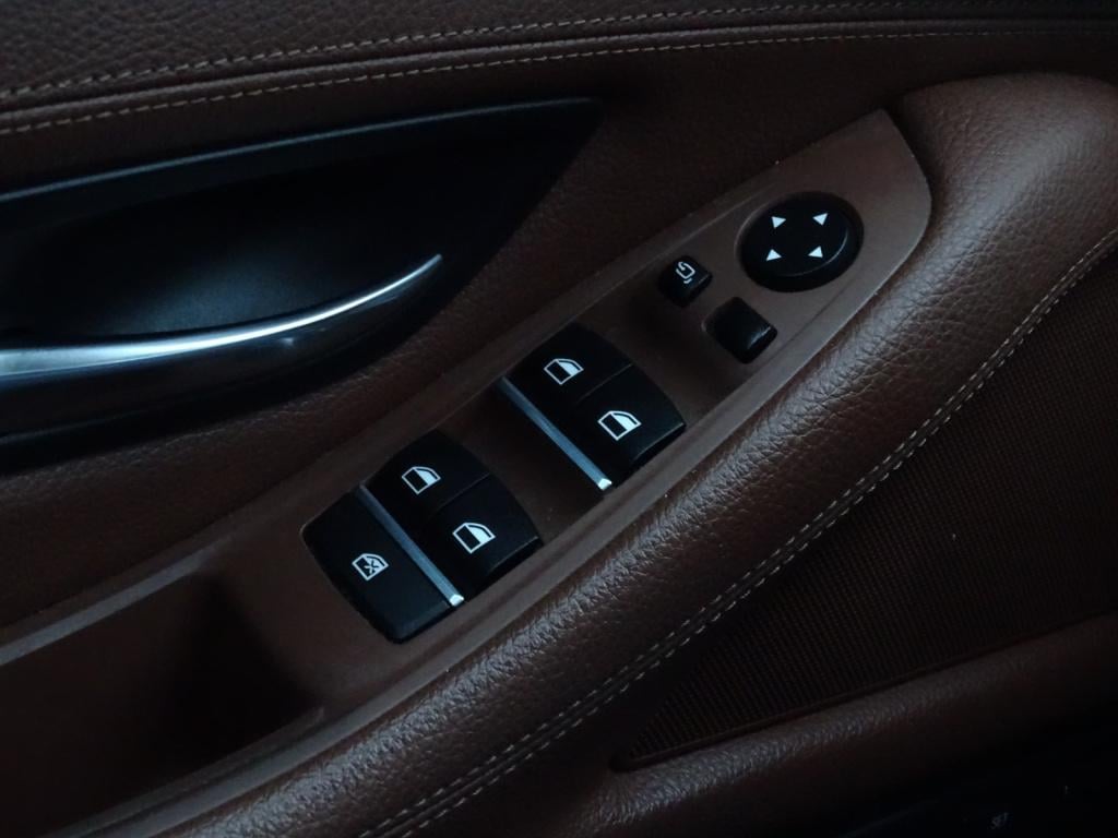 BMW 5 Serie 520i luxury edition