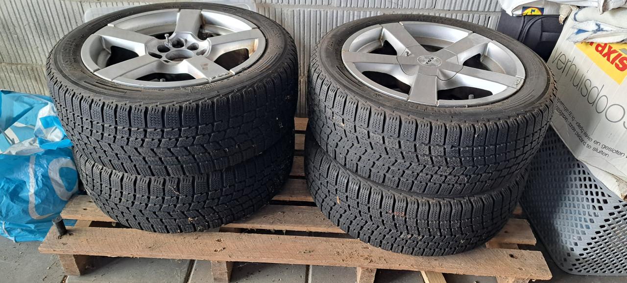 Fox aluminium Velgen +Winterbanden 185×55 15""