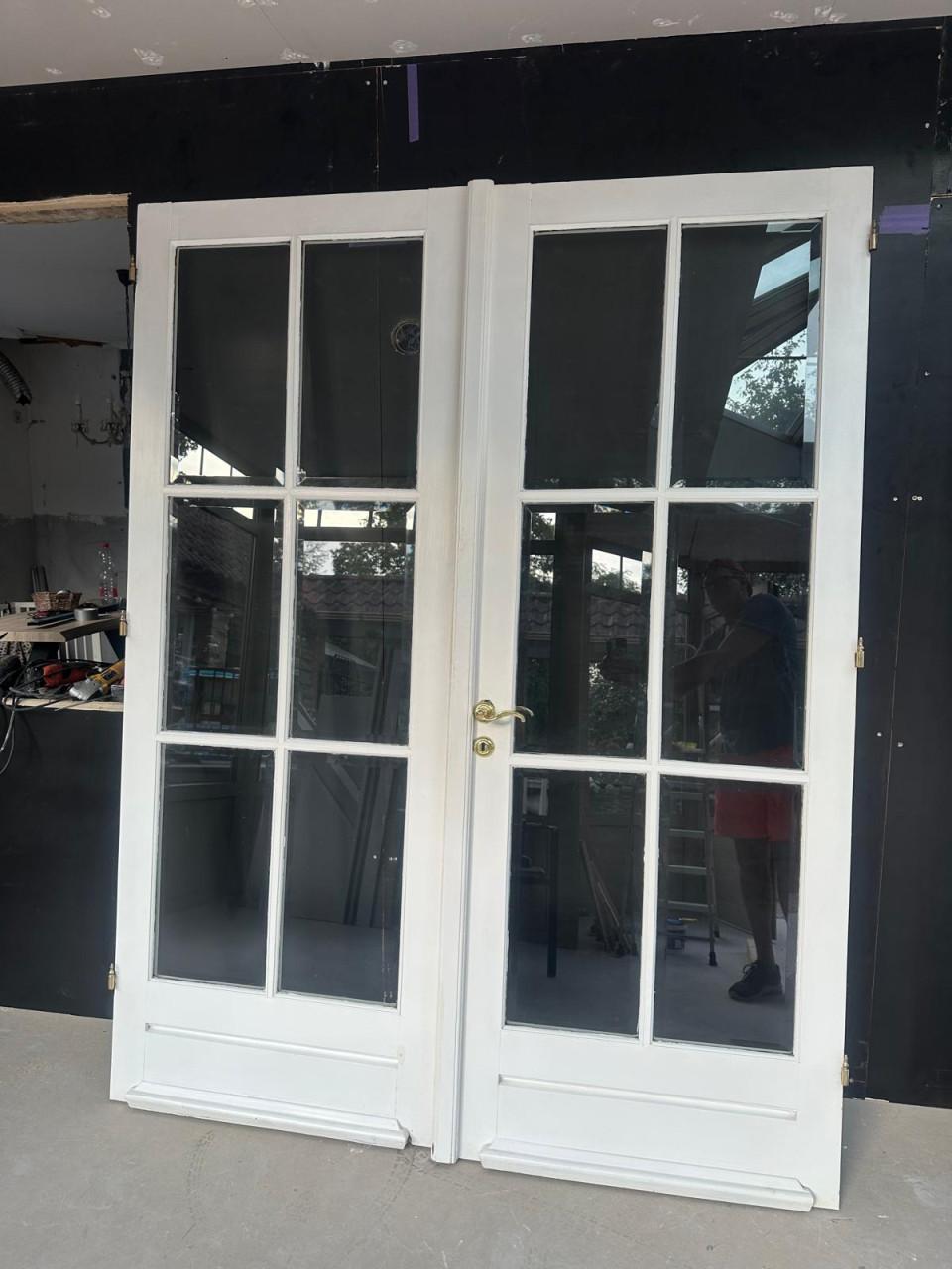 Twee antieke kamerdeuren uit Gents herenhuis