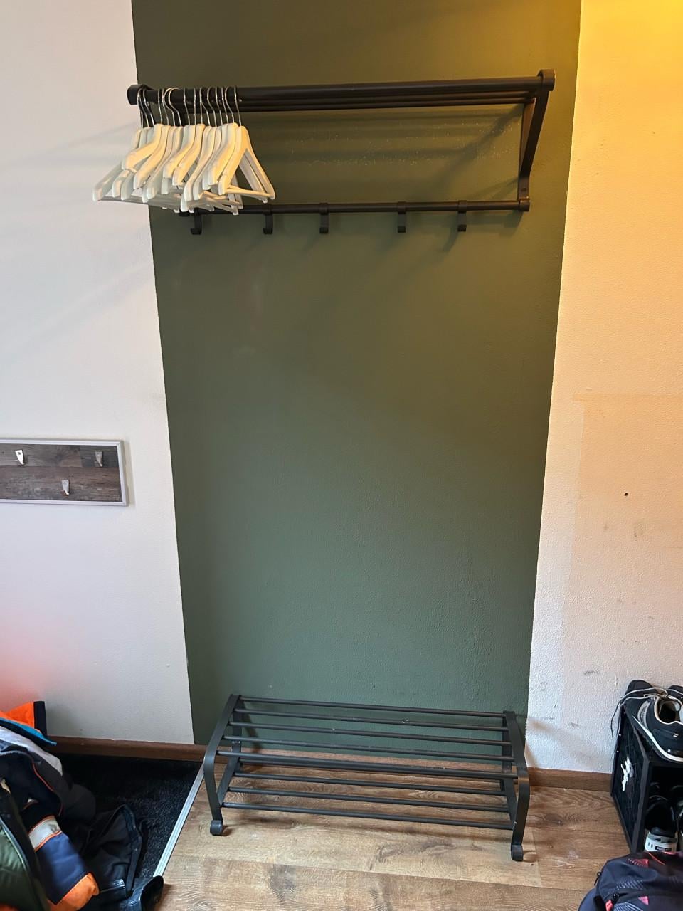 Kapstok en schoenenrek