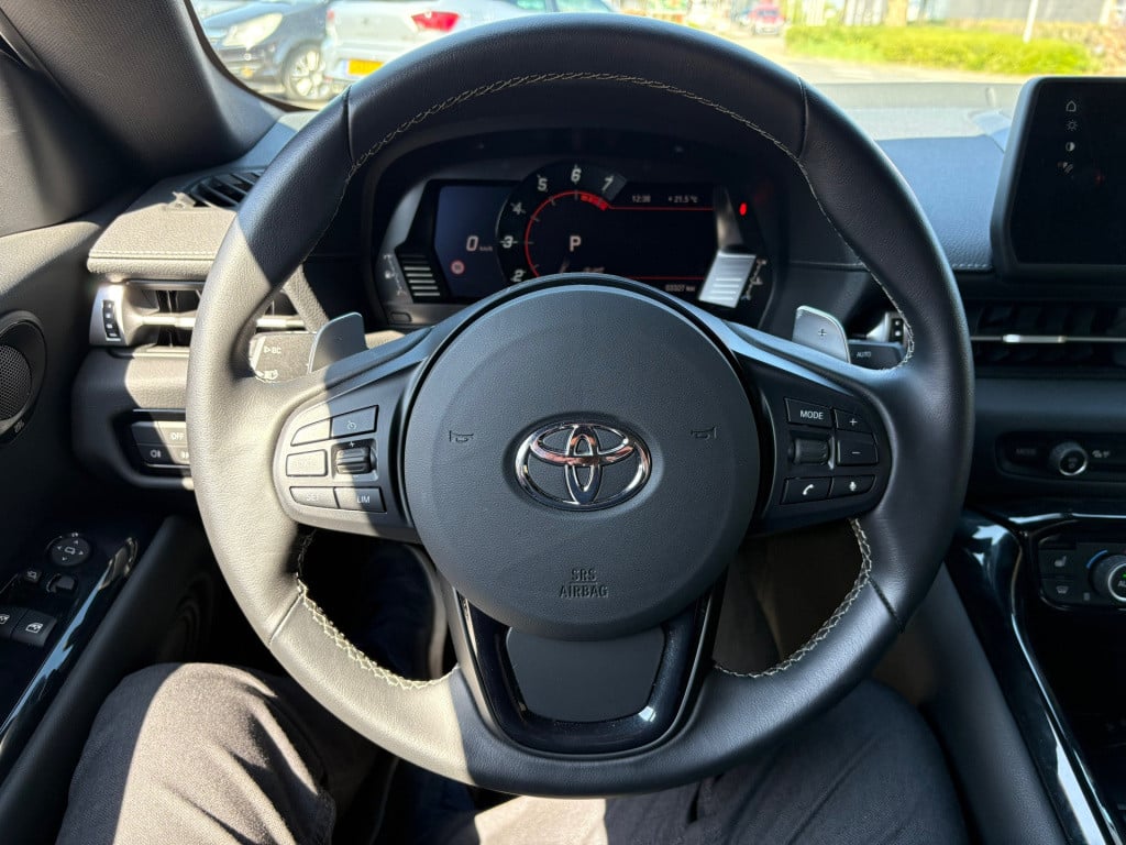 Toyota Supra 2.0 launch premium