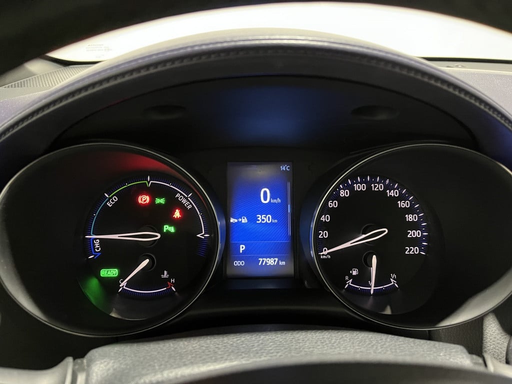 Toyota C-hr 1.8 hybrid bi-tone plus | leer | camera | trekhaak |