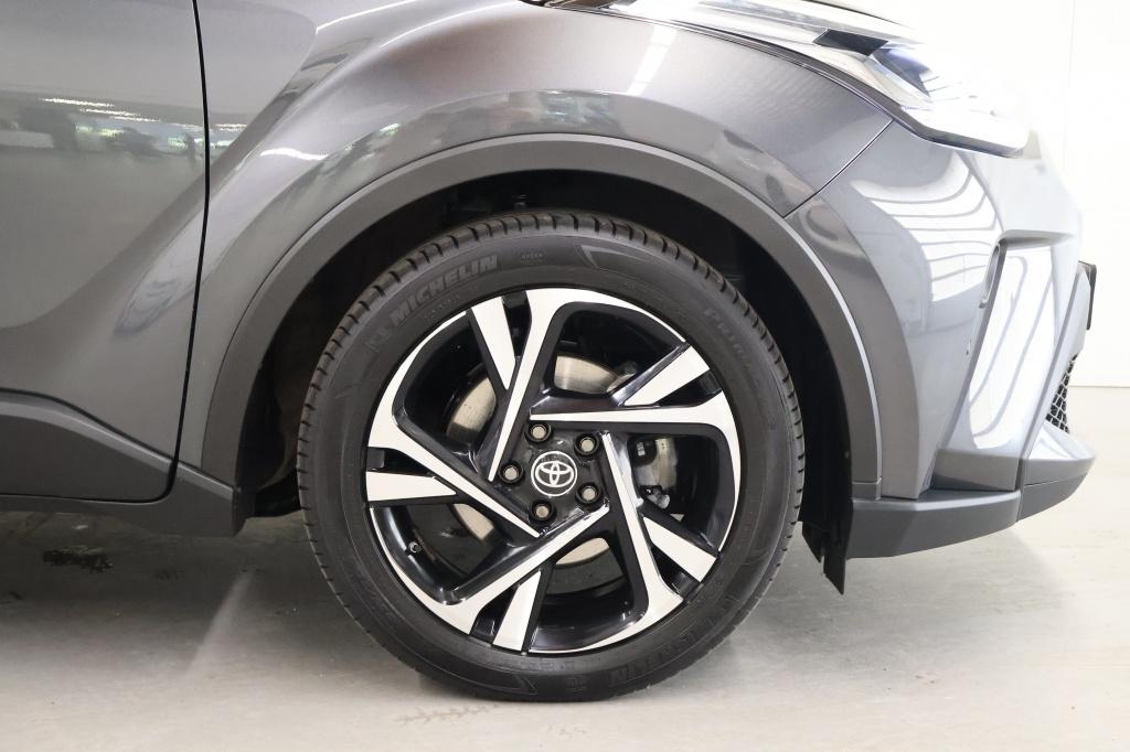 Toyota C-hr 2.0 hybrid dynamic