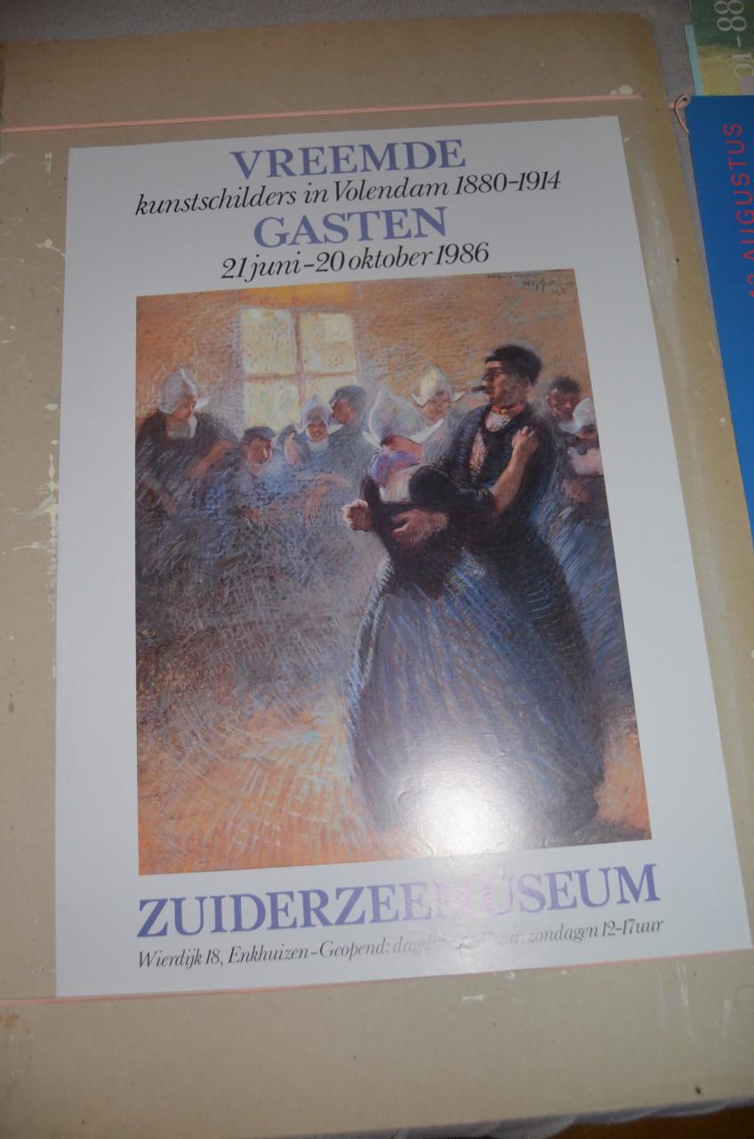 Posters tentoonstellingen Ned. kunstenaars ong. 40 jaar oud!