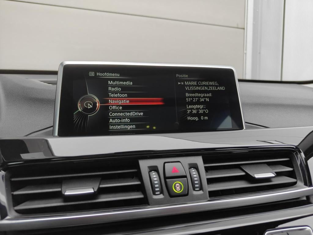 BMW X1 xdrive20i high executive pano/nette auto!