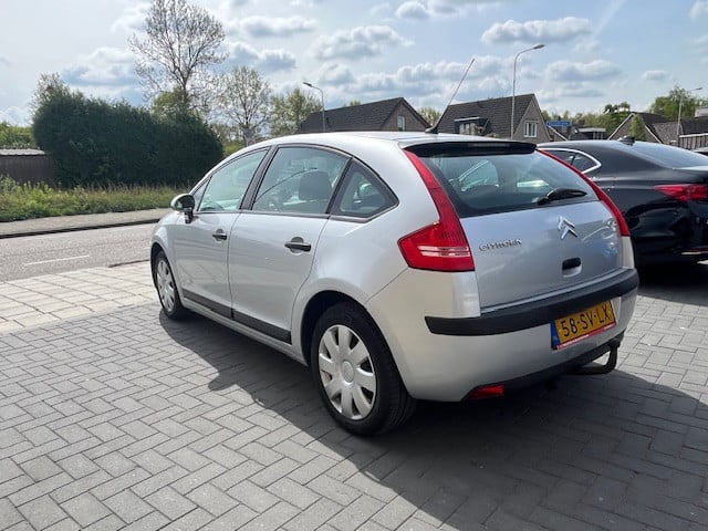 Citroen C4 1.4-16V Ligne Prestige Airco Nap logisch