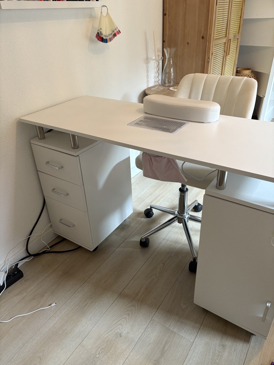 Nagelstudio tafel met afzuiging