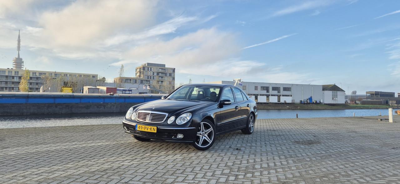 Mercedes-Benz E200 Kompressor 2005 NAP zwart
