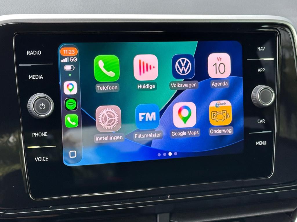 Volkswagen T-roc 1.5 tsi 150pk dsg r-line | camera | keyless | elek. achter
