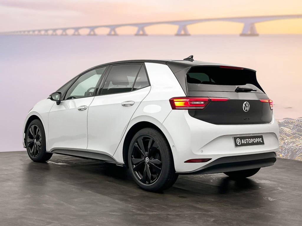 Volkswagen Id.3 pro limited edition 59 kwh accu. 150 kw / 204 pk h