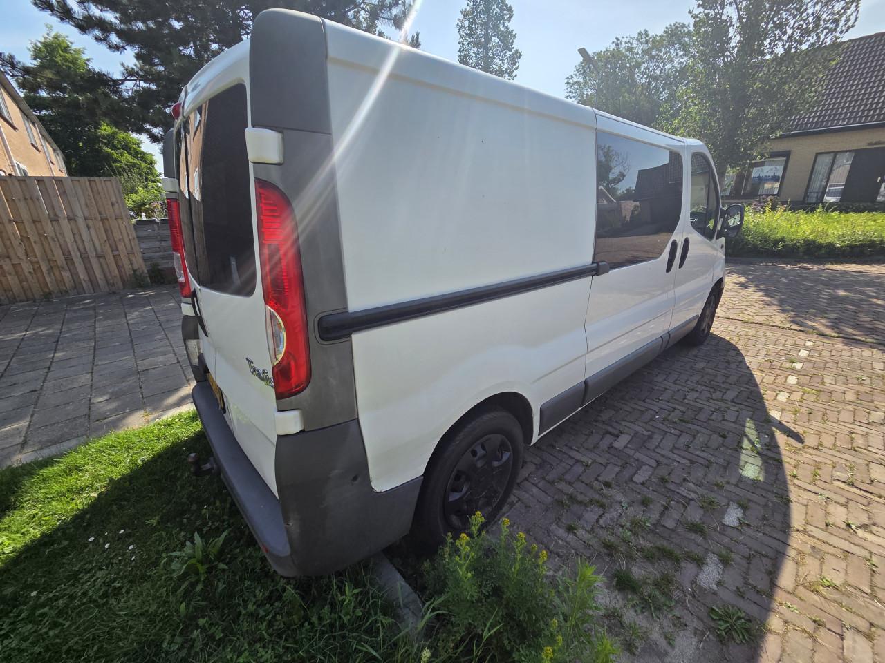 Renault trafic t29 2.0dci 66kw l2h1 e4 2007