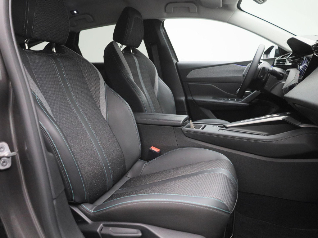 Peugeot 308 1.6 plug-in hybrid 180 allure | navigatie | apple carplay / and